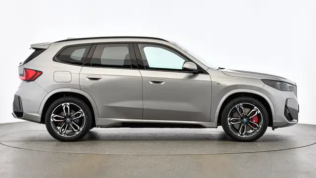 BMW iX1 xDrive30 Ansicht 13