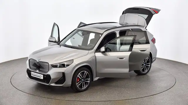 BMW iX1 xDrive30 Ansicht 23