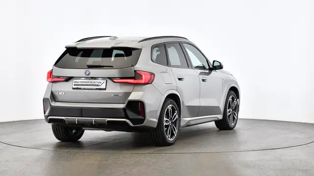 BMW iX1 xDrive30 Ansicht 16