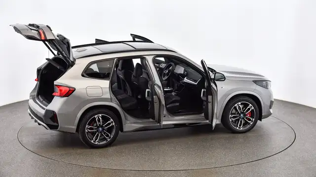 BMW iX1 xDrive30 Ansicht 30