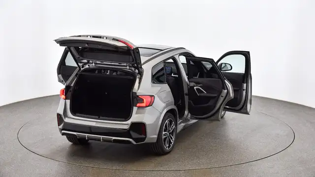 BMW iX1 xDrive30 Ansicht 32