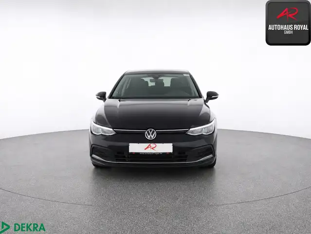 Volkswagen Golf view 8