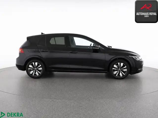 Volkswagen Golf view 6