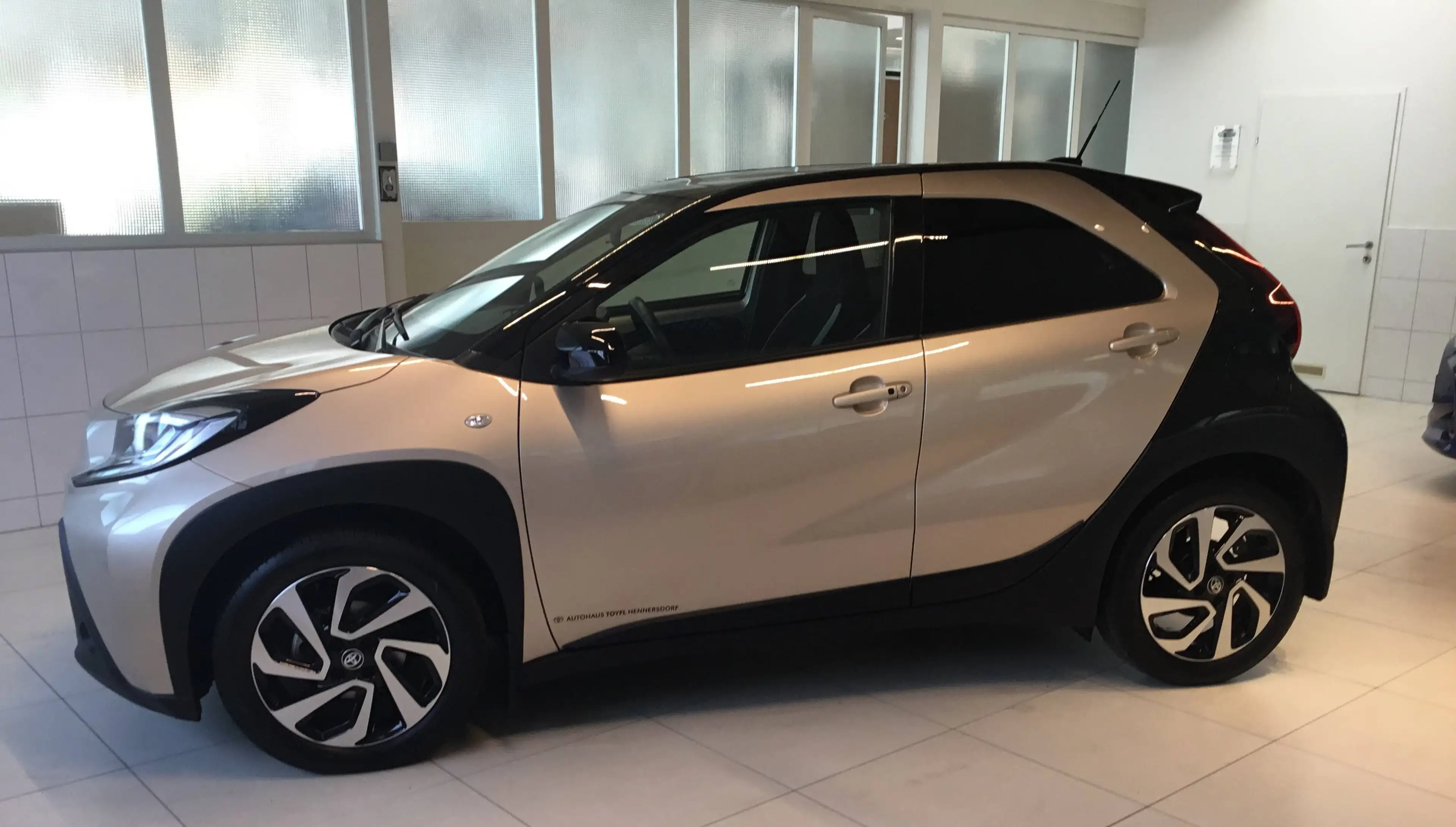 Toyota Aygo Pulse CVT + Komfort P. + Sicht P. — photo 4