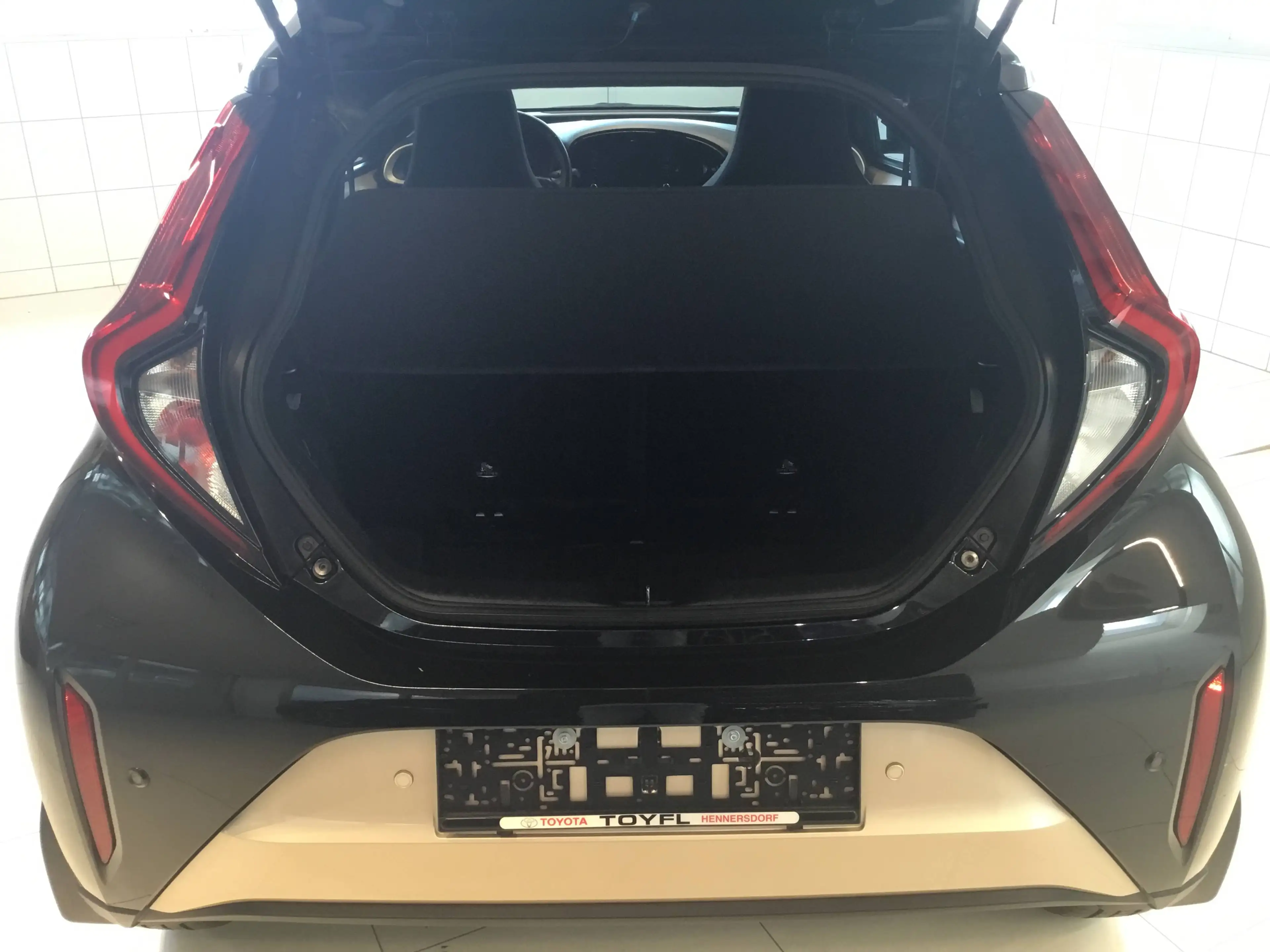 Toyota Aygo Pulse CVT + Komfort P. + Sicht P. — photo 7