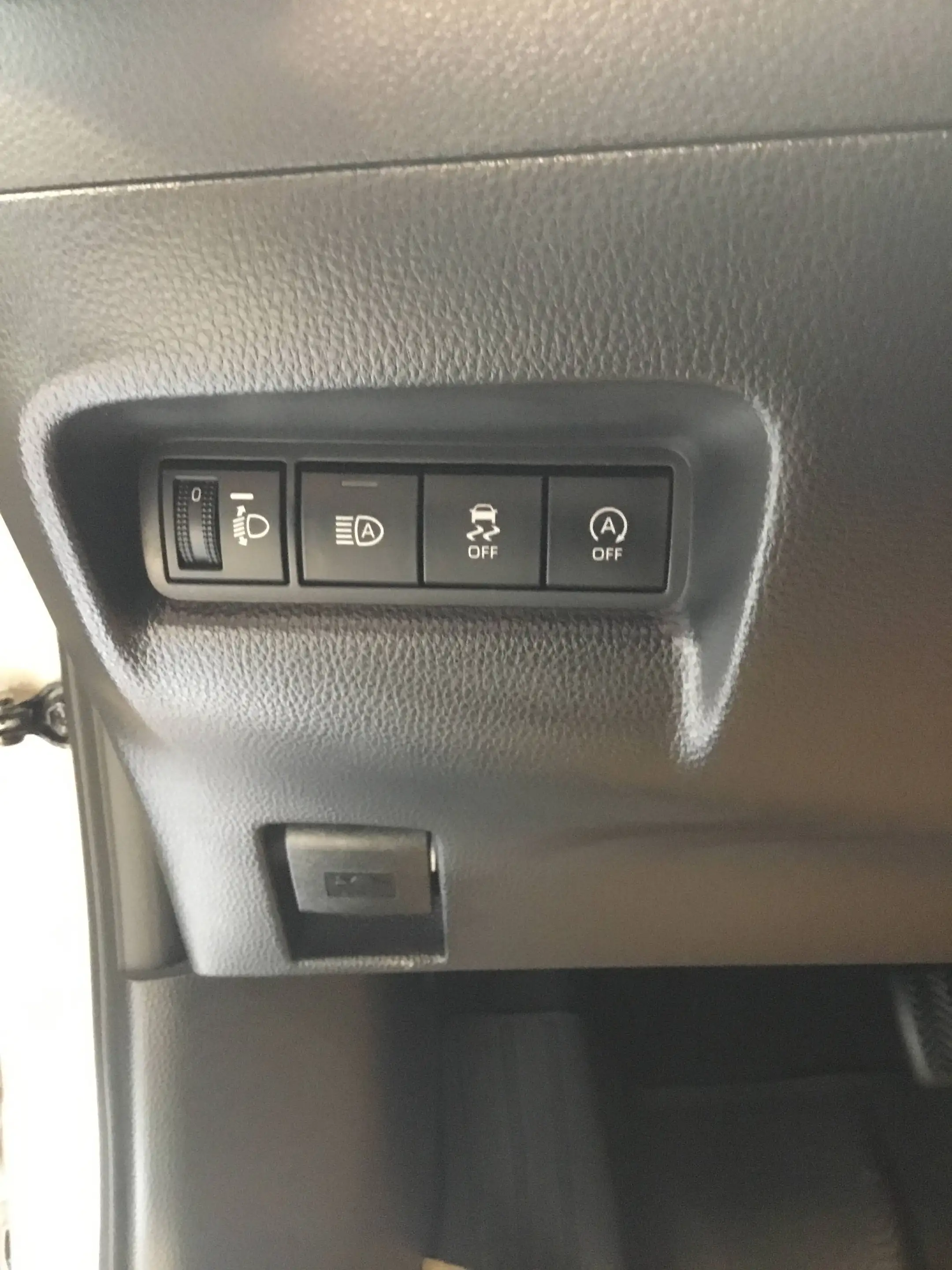 Toyota Aygo Pulse CVT + Komfort P. + Sicht P. — photo 13