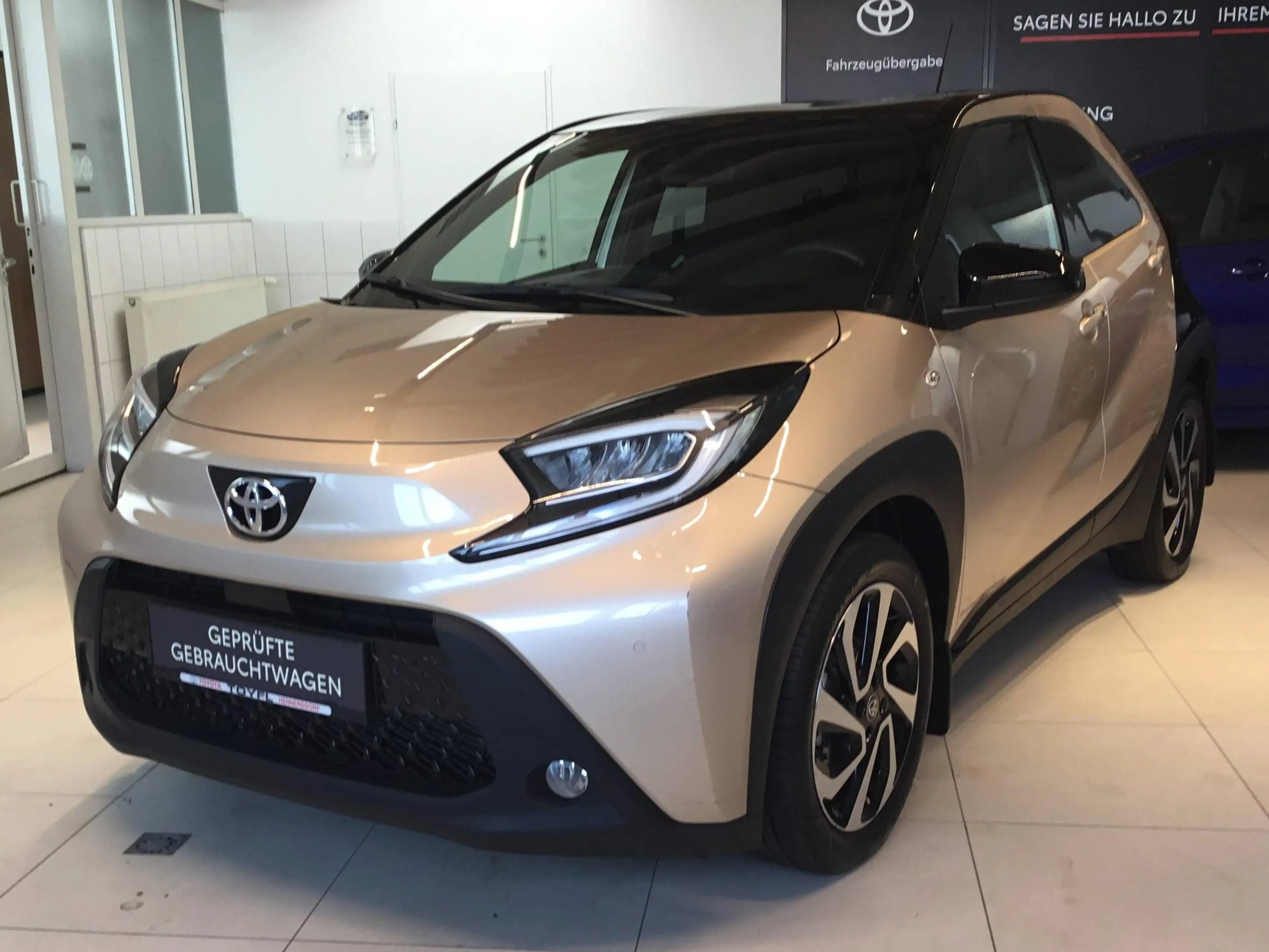Toyota Aygo Pulse CVT + Komfort P. + Sicht P.