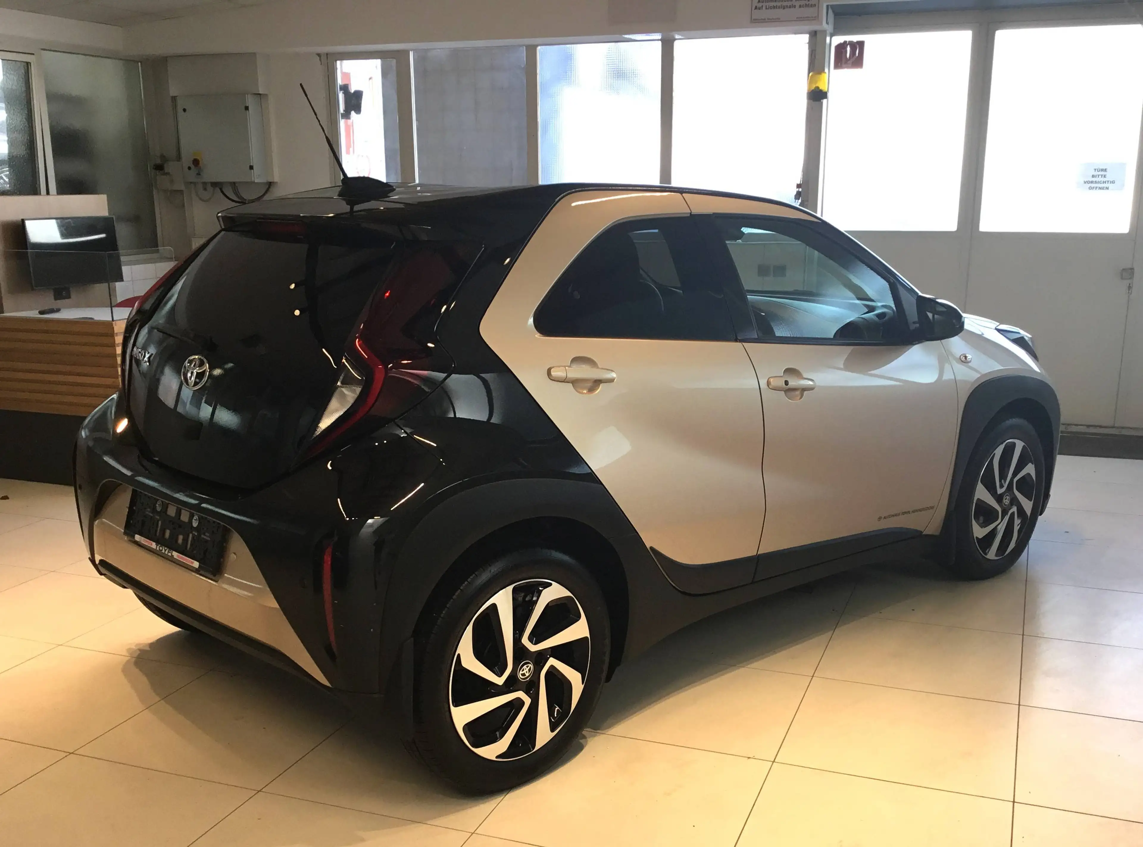 Toyota Aygo Pulse CVT + Komfort P. + Sicht P. — photo 8