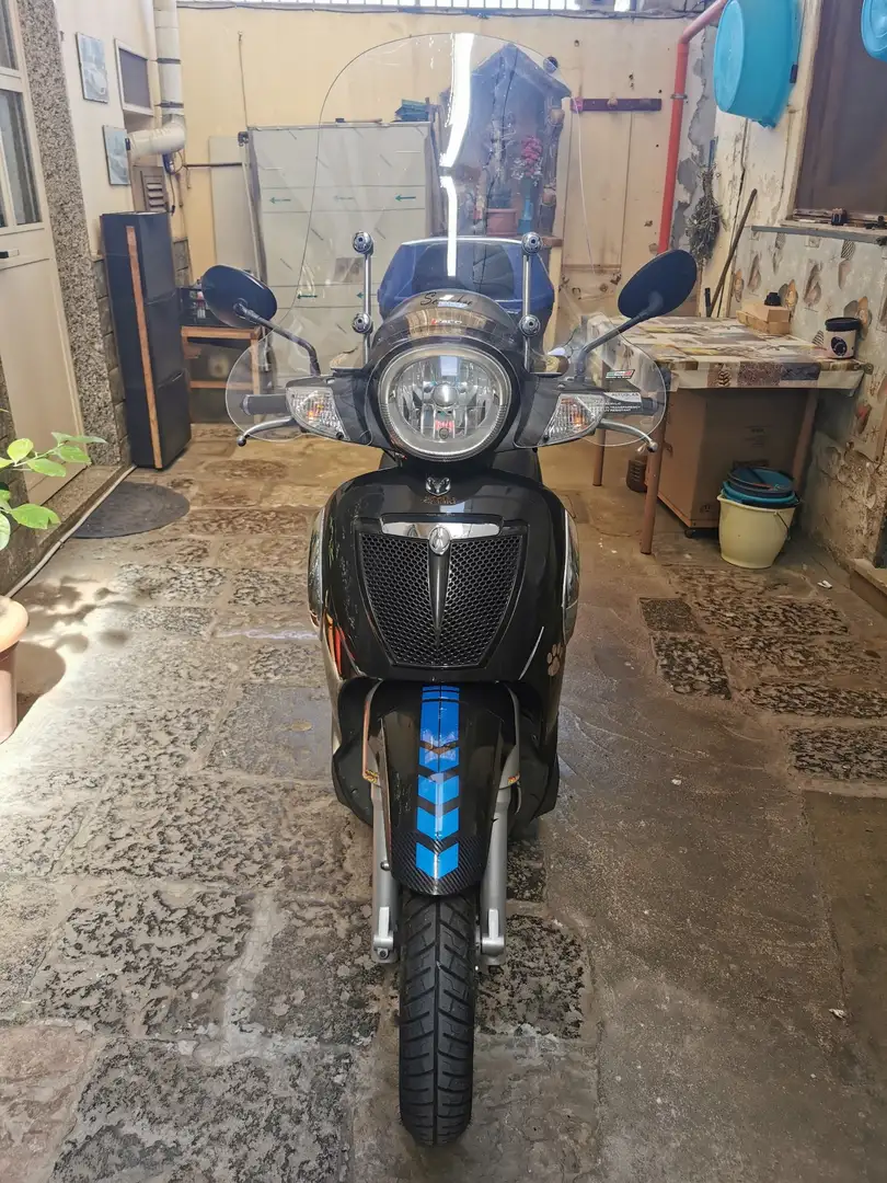 Aprilia Scarabeo Negru - 1