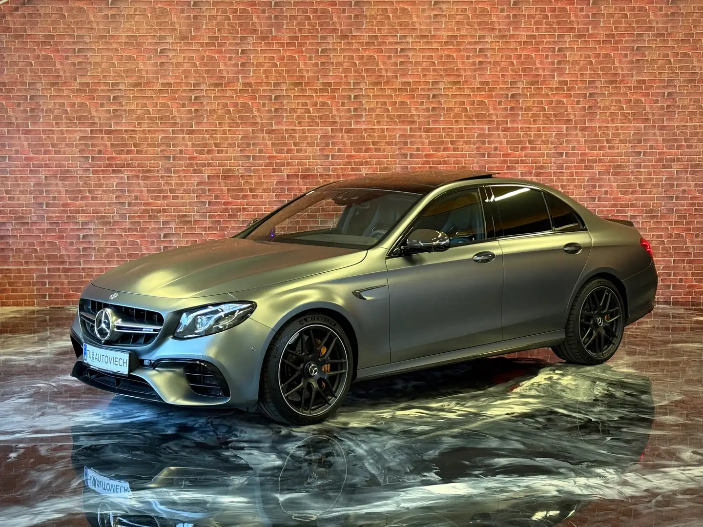 Mercedes-Benz E 63 AMG E 63 S AMG Edition 1*Sammlerzustand*Voll-Voll* Grau - 1