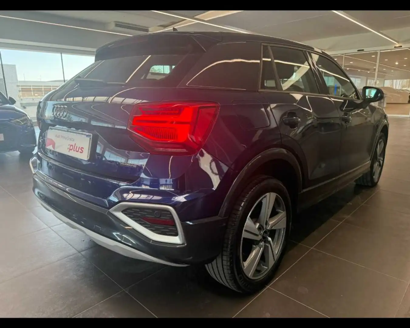 Audi Q2 35 TDI quattro S tronic Admired Advanced Blu/Azzurro - 2