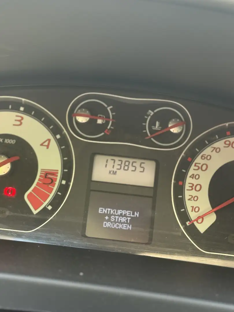 Renault Laguna Grandtour 1.9 dCi FAP Authentique - 2