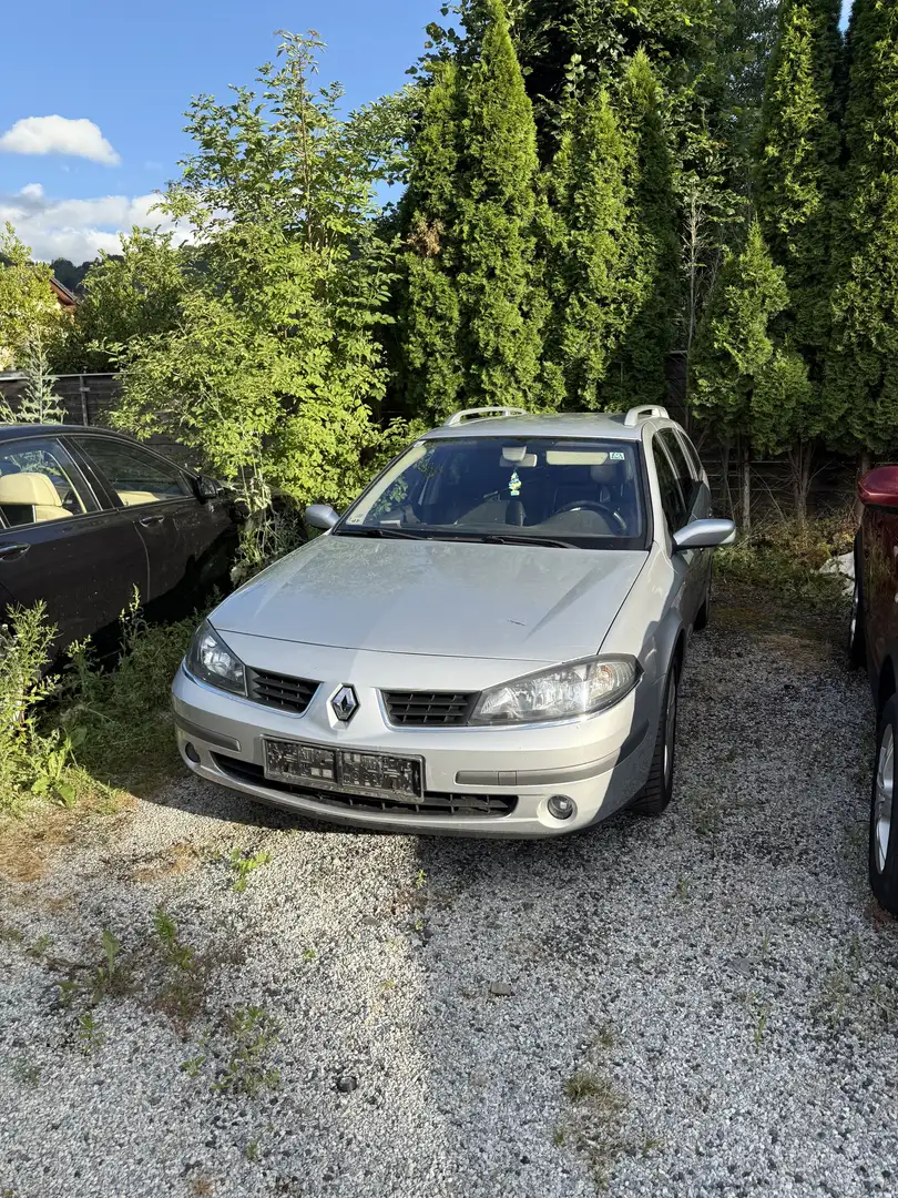 Renault Laguna Grandtour 1.9 dCi FAP Authentique - 1