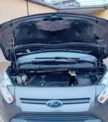 Ford Transit Connect view 7