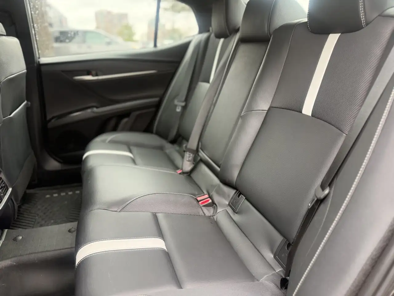 Toyota Camry снимка Toyota Camry