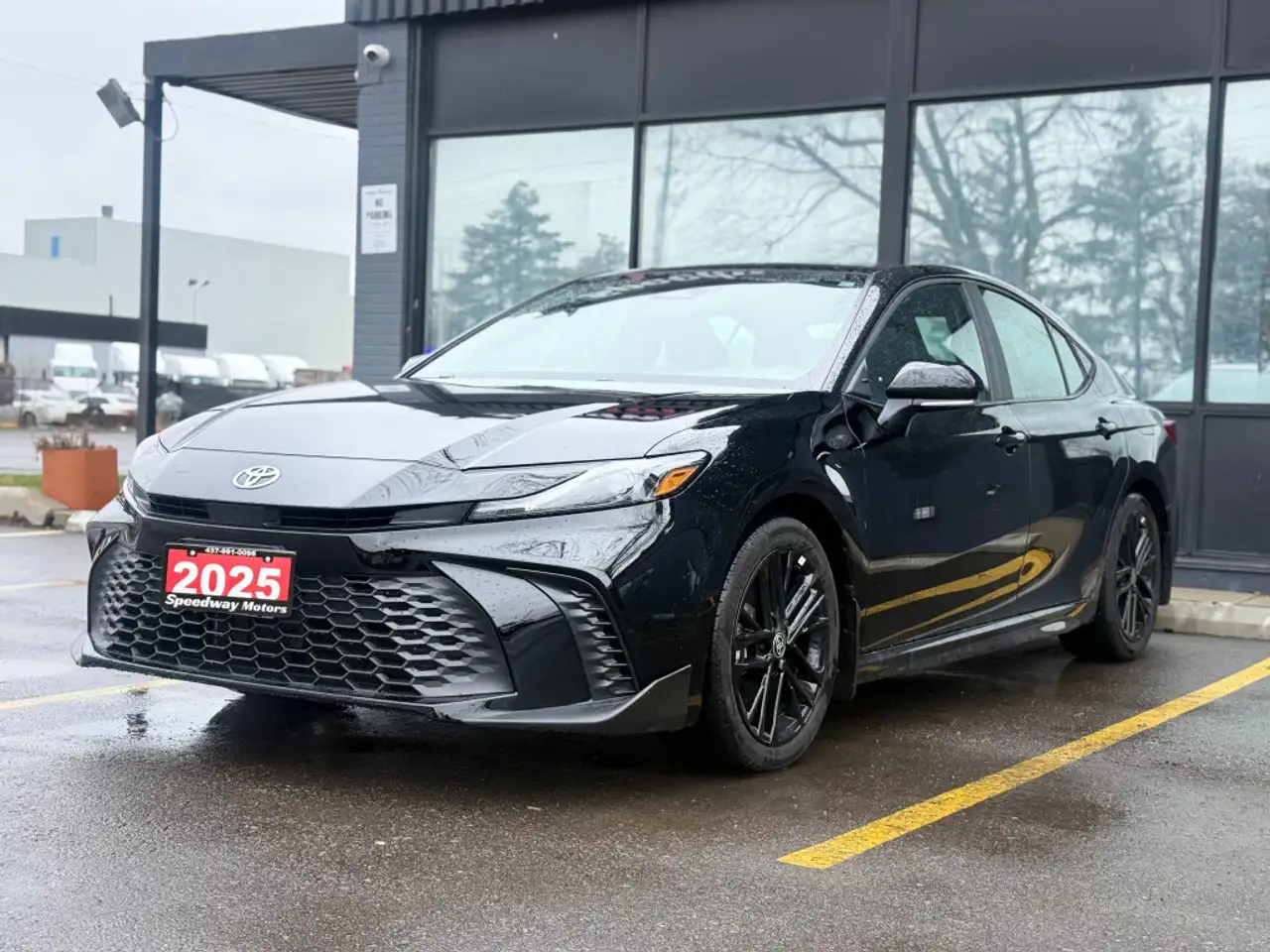 Toyota Camry снимка Toyota Camry