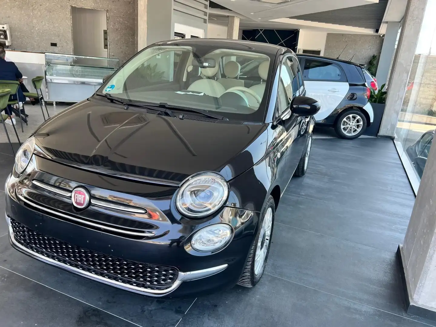 Fiat 500 1.2 69Cv Dualogic Auto Lounge - Vari Modelli Zwart - 1