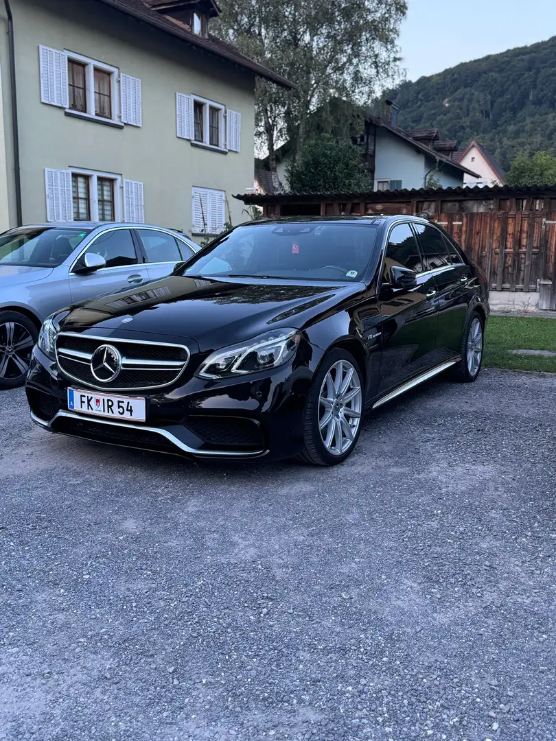 Mercedes-Benz E 63 AMG 4MATIC Aut. - 1