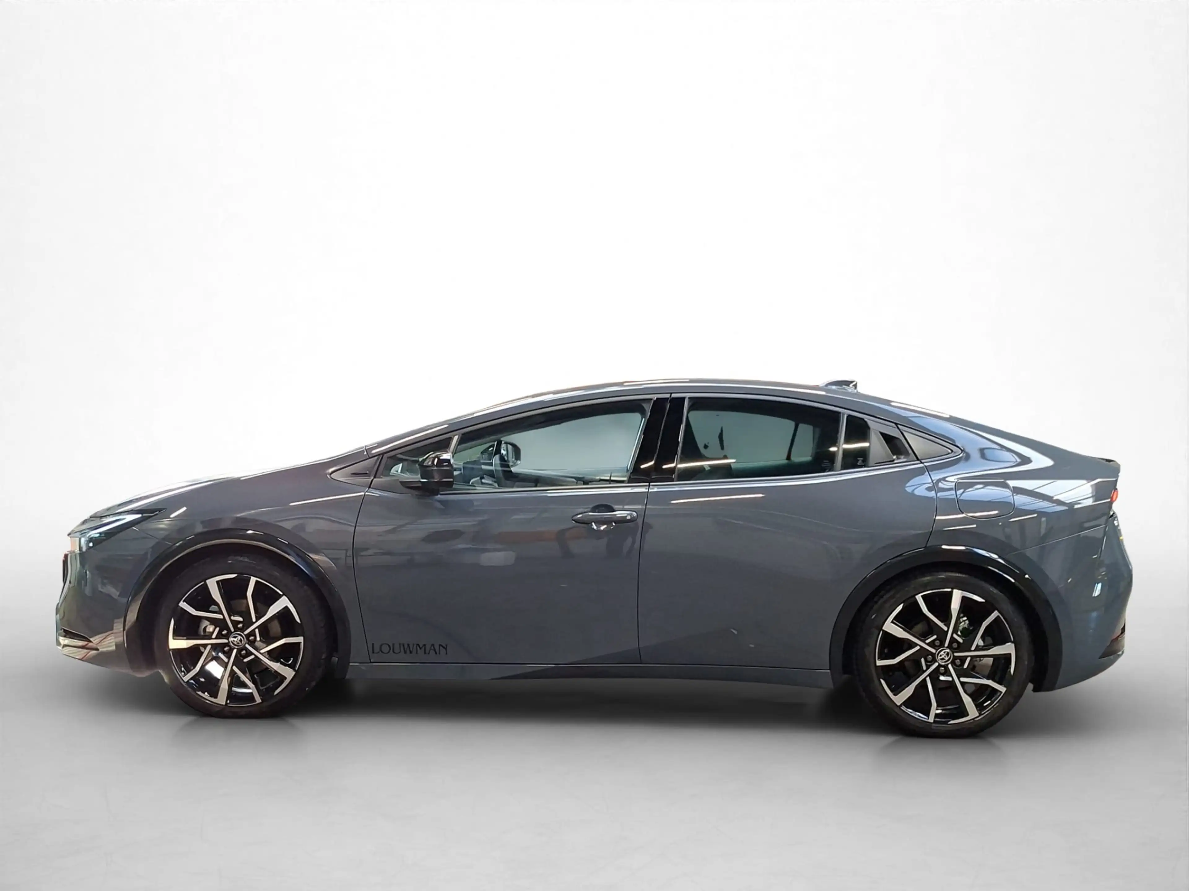 Toyota Prius 2.0 Plug-in Executive Demo Dick — photo 11