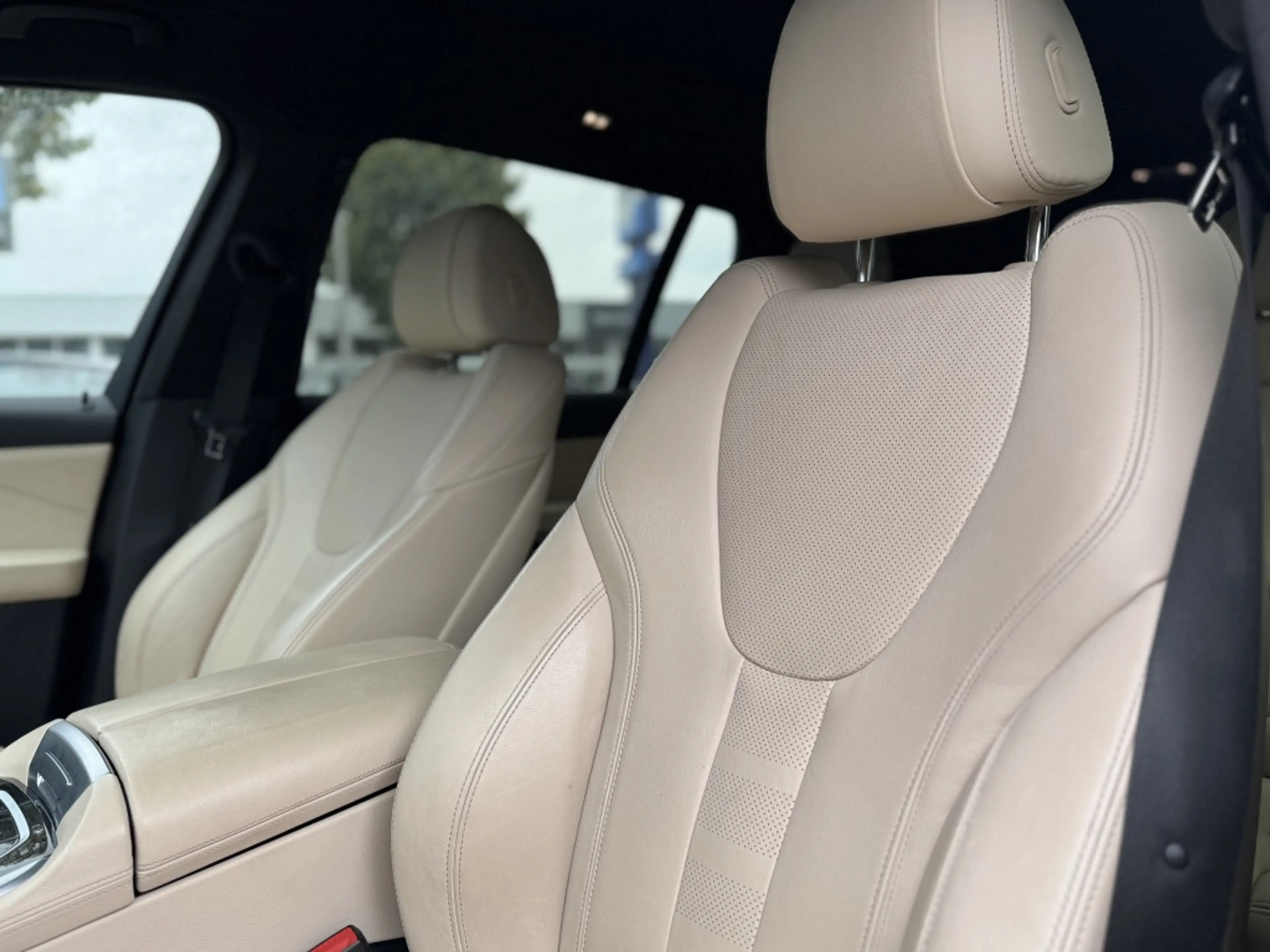 BMW X7 X7 M50i High Executive | HUD | 7 Persoons | Panora — photo 12