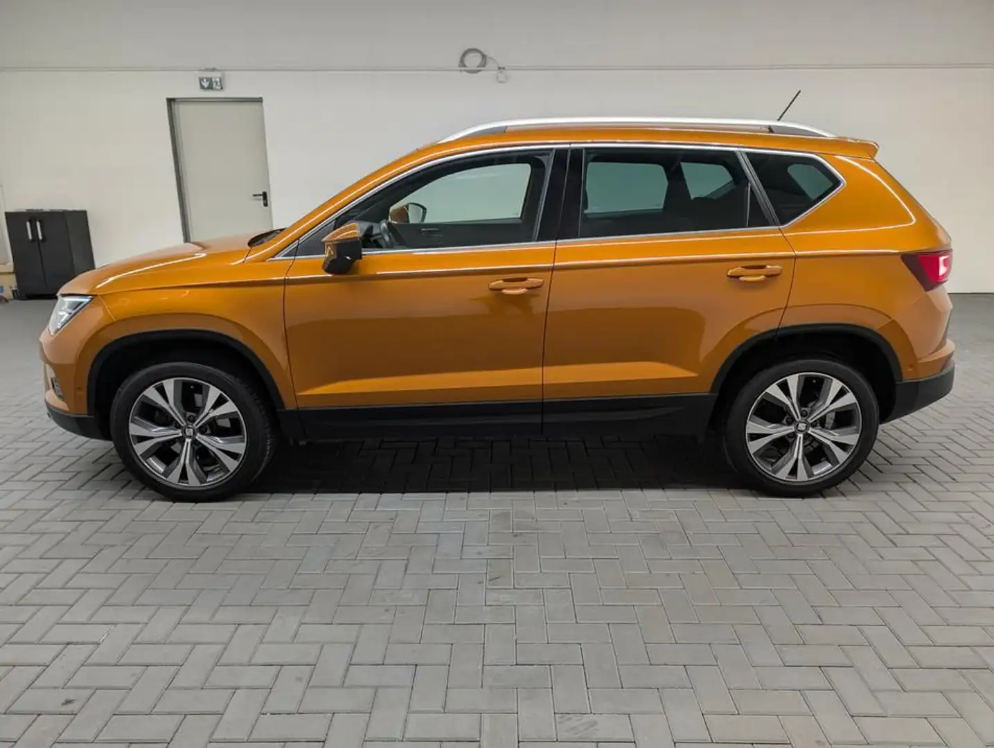 SEAT Ateca Xcellence LED/Navi/SHZ/360°/el.Heck/Kam/Ke Orange - 2