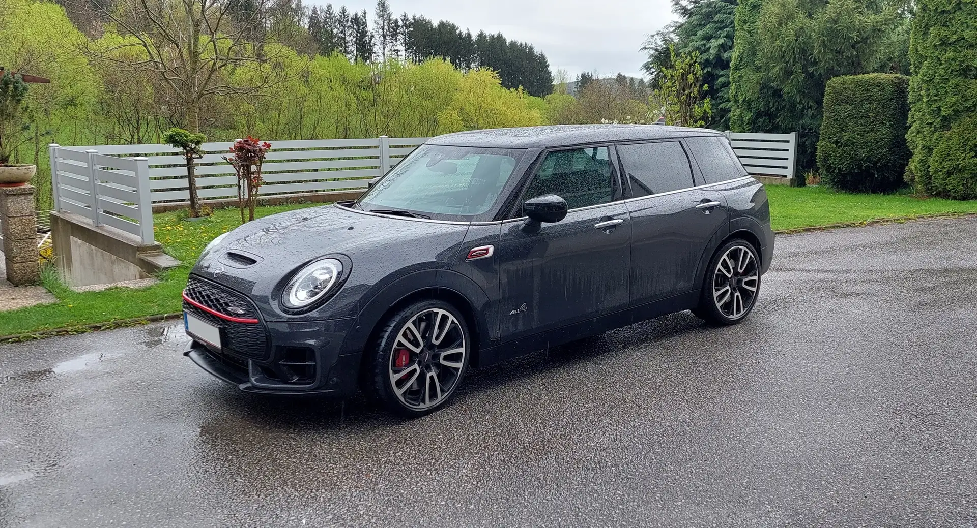 MINI John Cooper Works Clubman MINI Clubman John Cooper Works ALL4 Aut. John Cooper Works Grau - 2