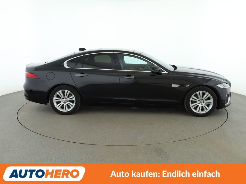 Jaguar XF D200 SE Aut.*NAVI*HEAD-UP*LED*ACC*CAM*PDC*SHZ* — photo 7