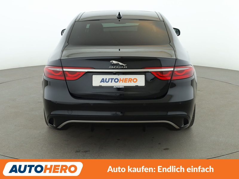 Jaguar XF D200 SE Aut.*NAVI*HEAD-UP*LED*ACC*CAM*PDC*SHZ* — photo 5