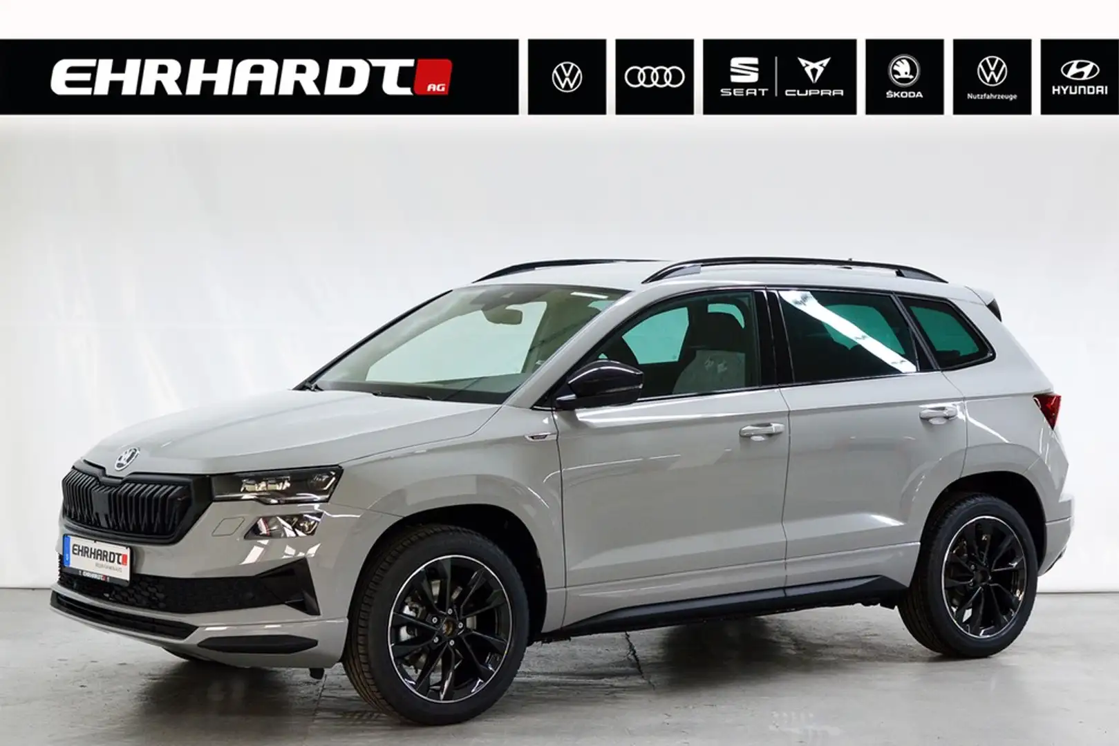 Skoda Karoq 1.5 TSI ACT Sportline DCC MATRIX*NAV*SHZ*TEMPO*... Grau - 1