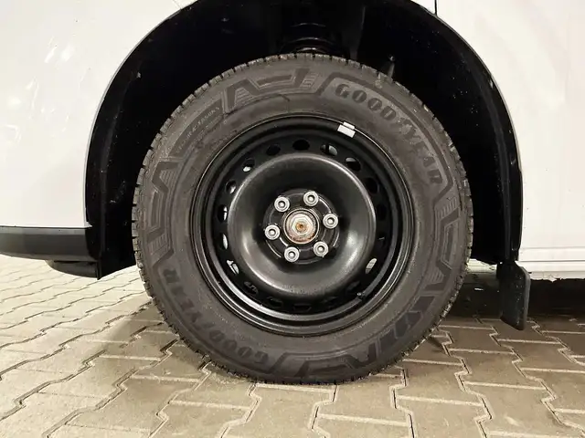 Ford Transit Custom view 9