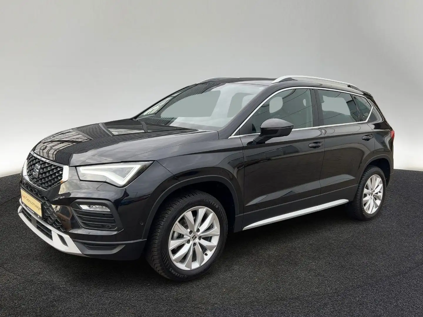 SEAT Ateca 1.5 TSI Xperience DSG Navi Digital Link Si Schwarz - 2