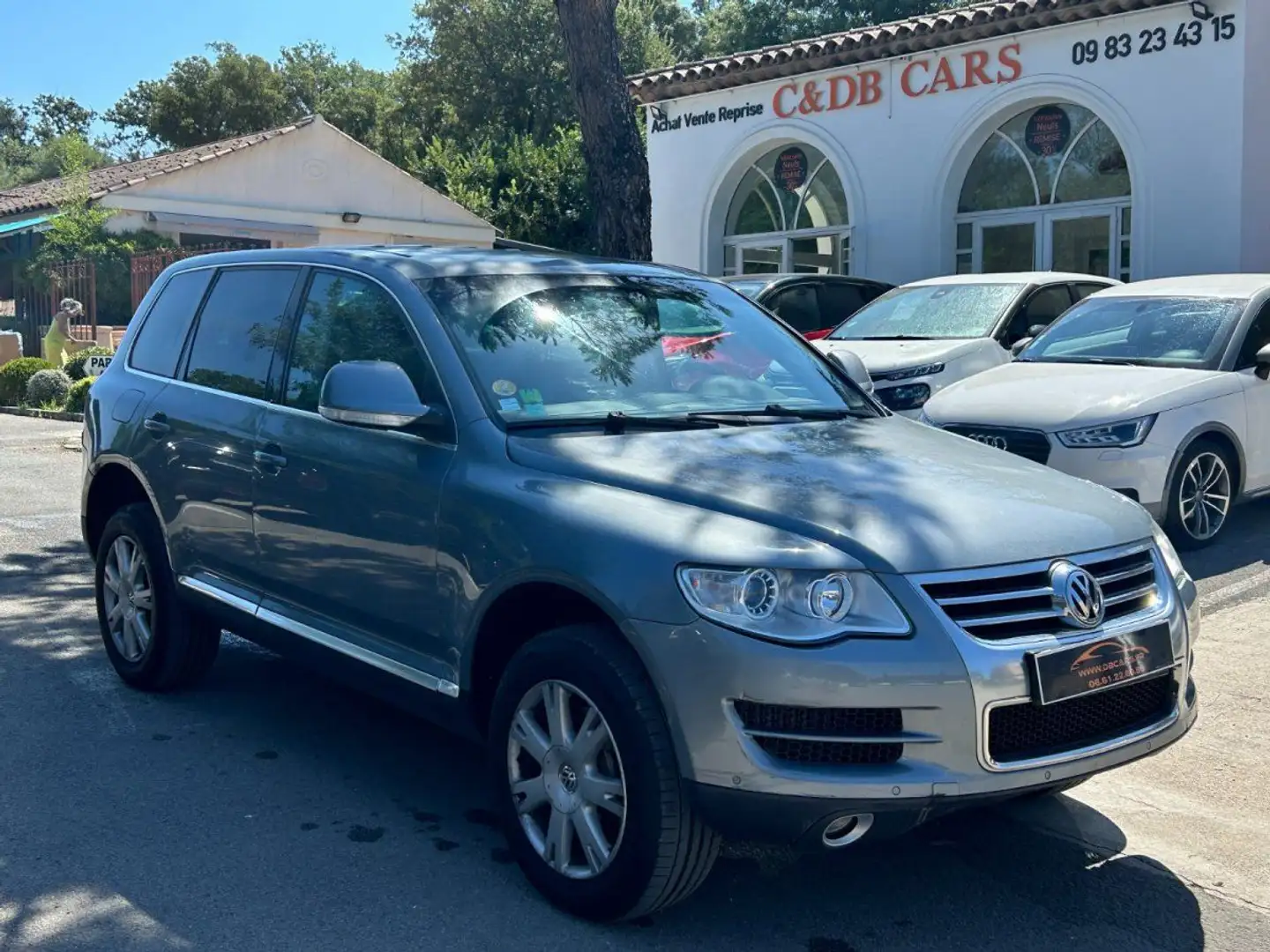 Volkswagen Touareg 3.0 V6 TDI 240 FAP Carat Edition Tiptronic A Gris - 1