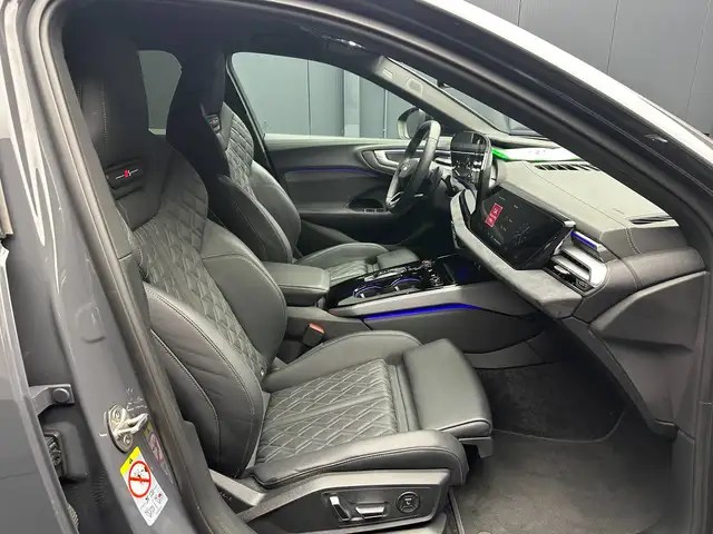 Audi S5 view 12