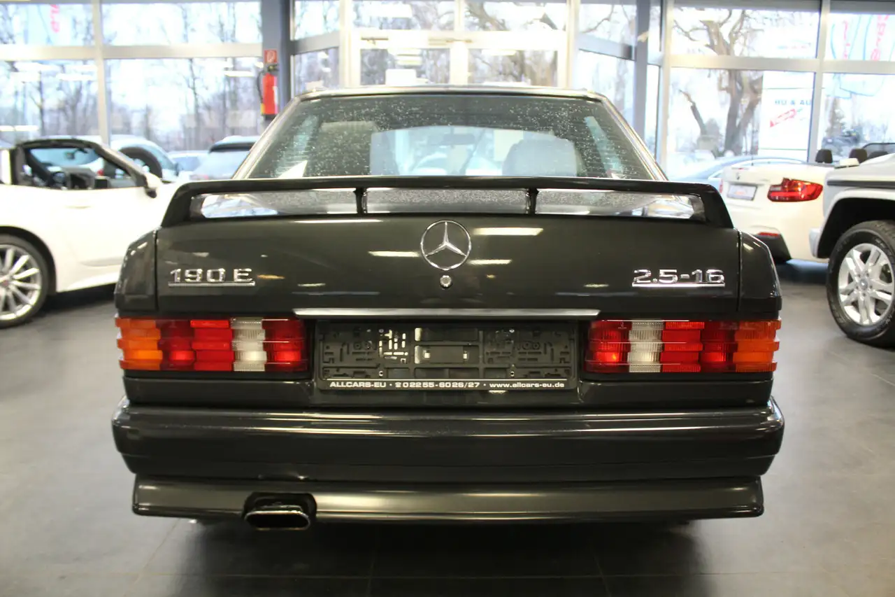 Mercedes-Benz 190 E 2,5 - OLDTIMER -, foto 5