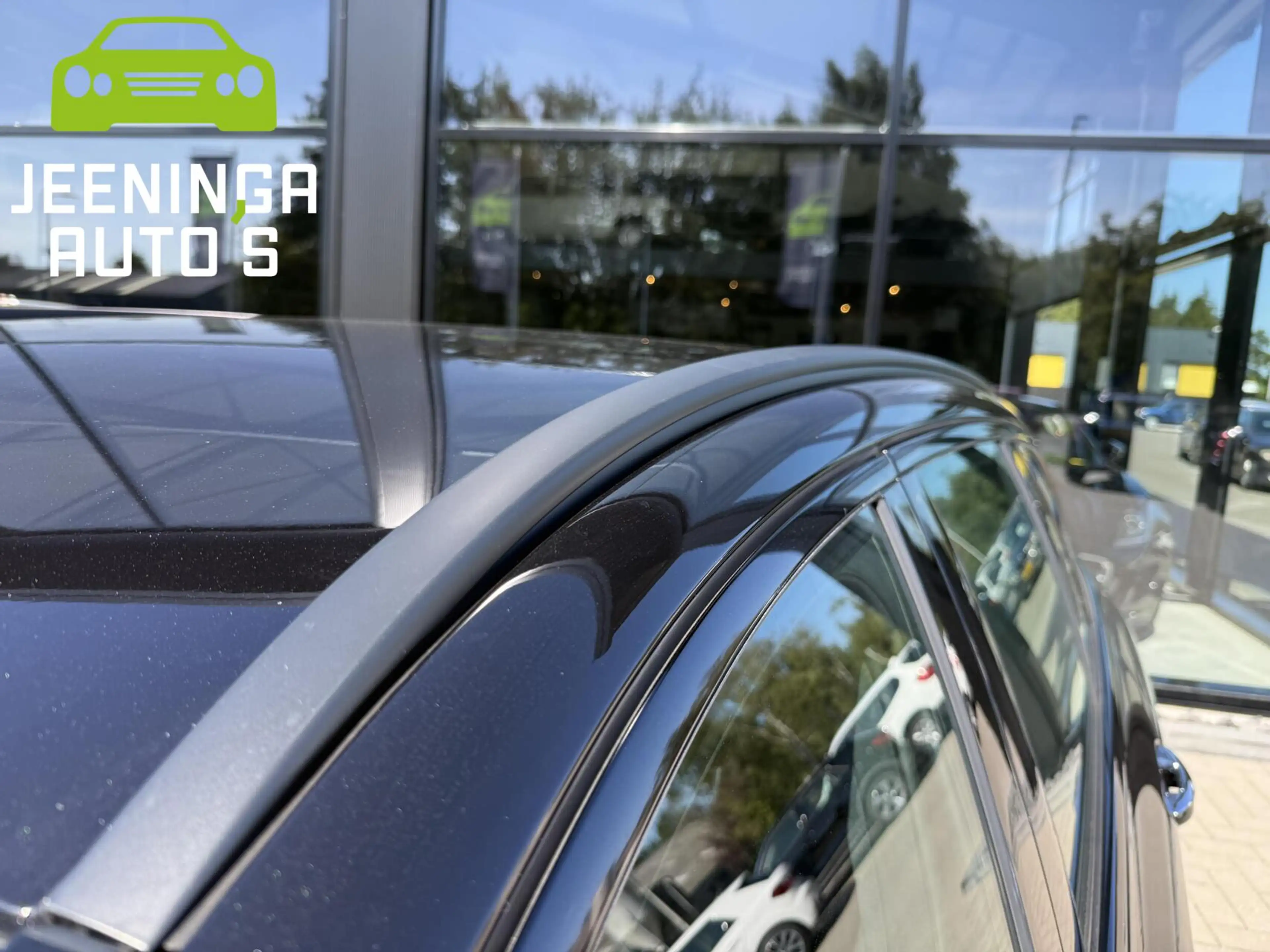 Mercedes-Benz E 400 Estate 4MATIC Premium — photo 25