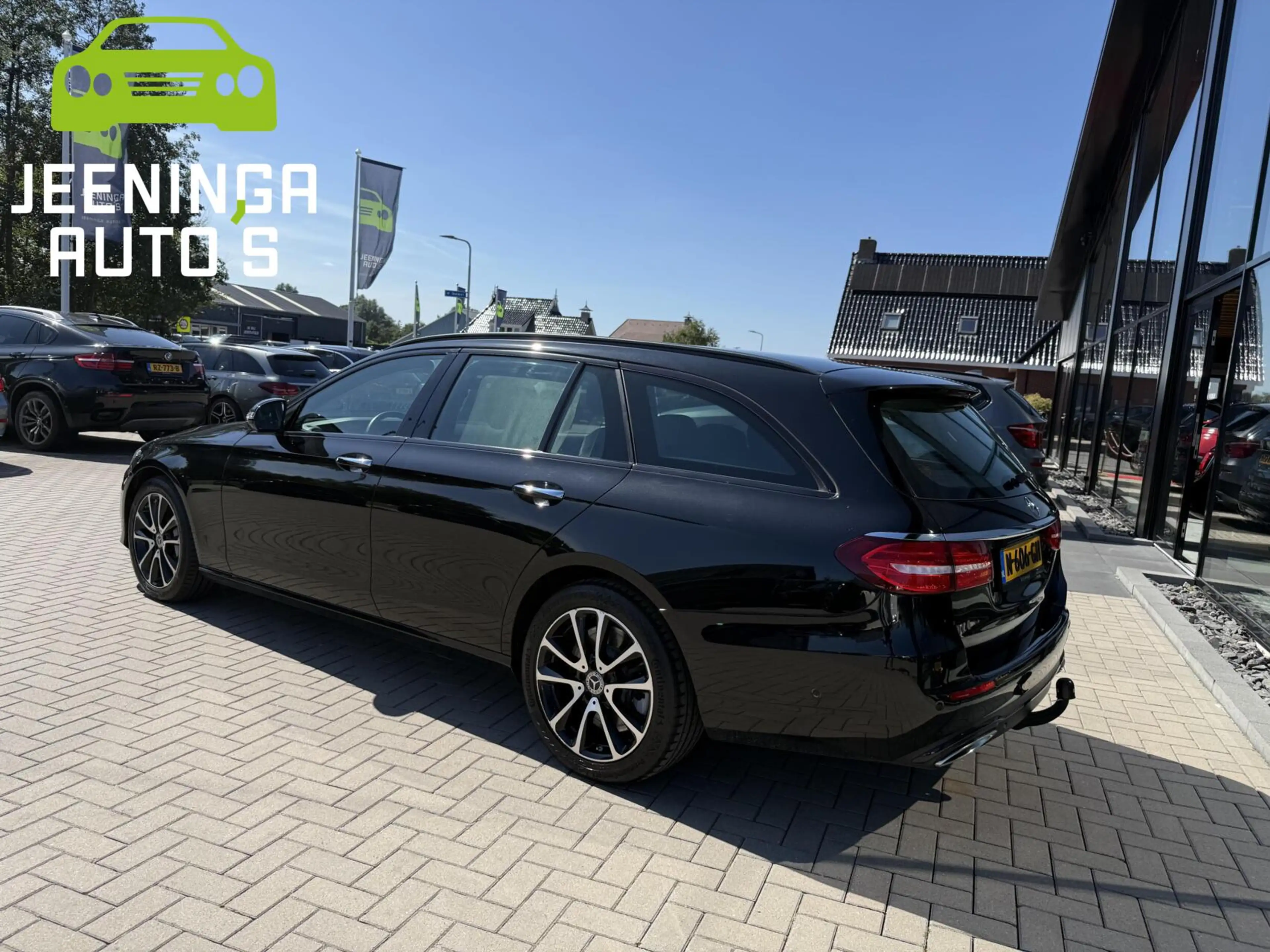 Mercedes-Benz E 400 Estate 4MATIC Premium — photo 14
