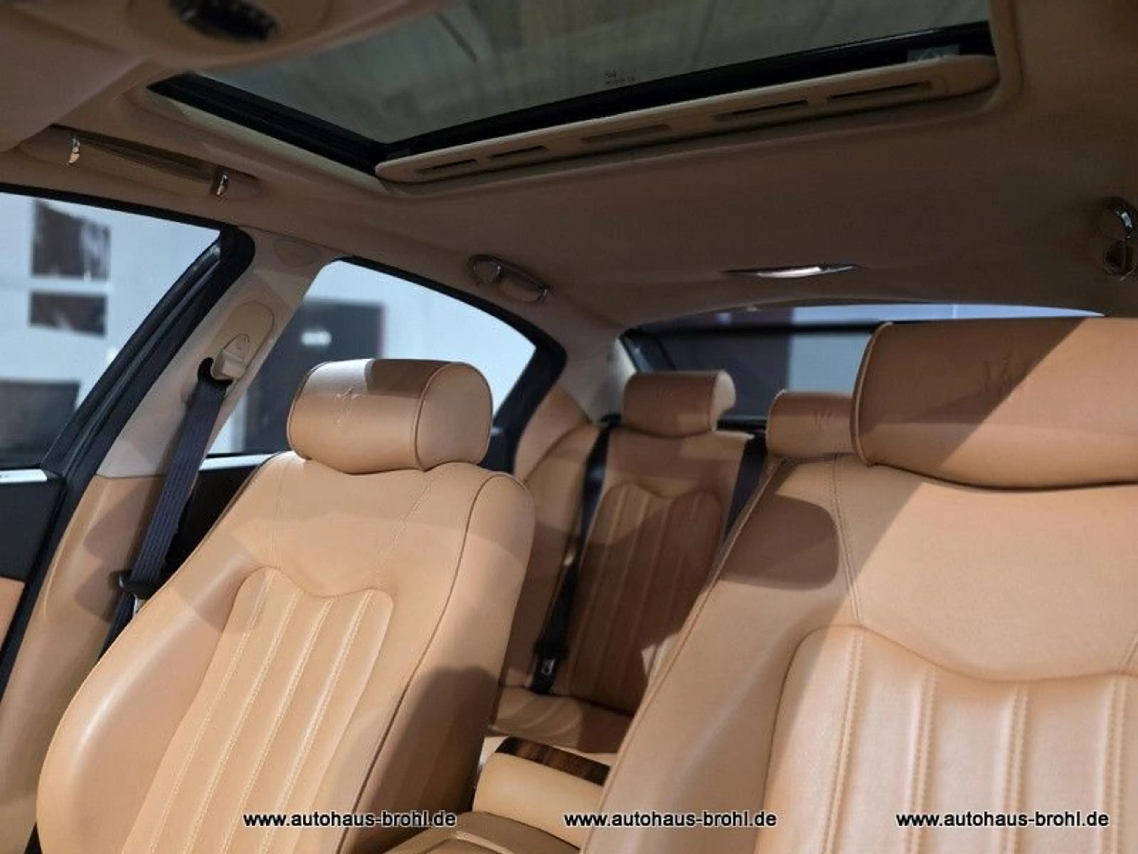 Maserati Quattroporte 4.2 V8 — photo 9