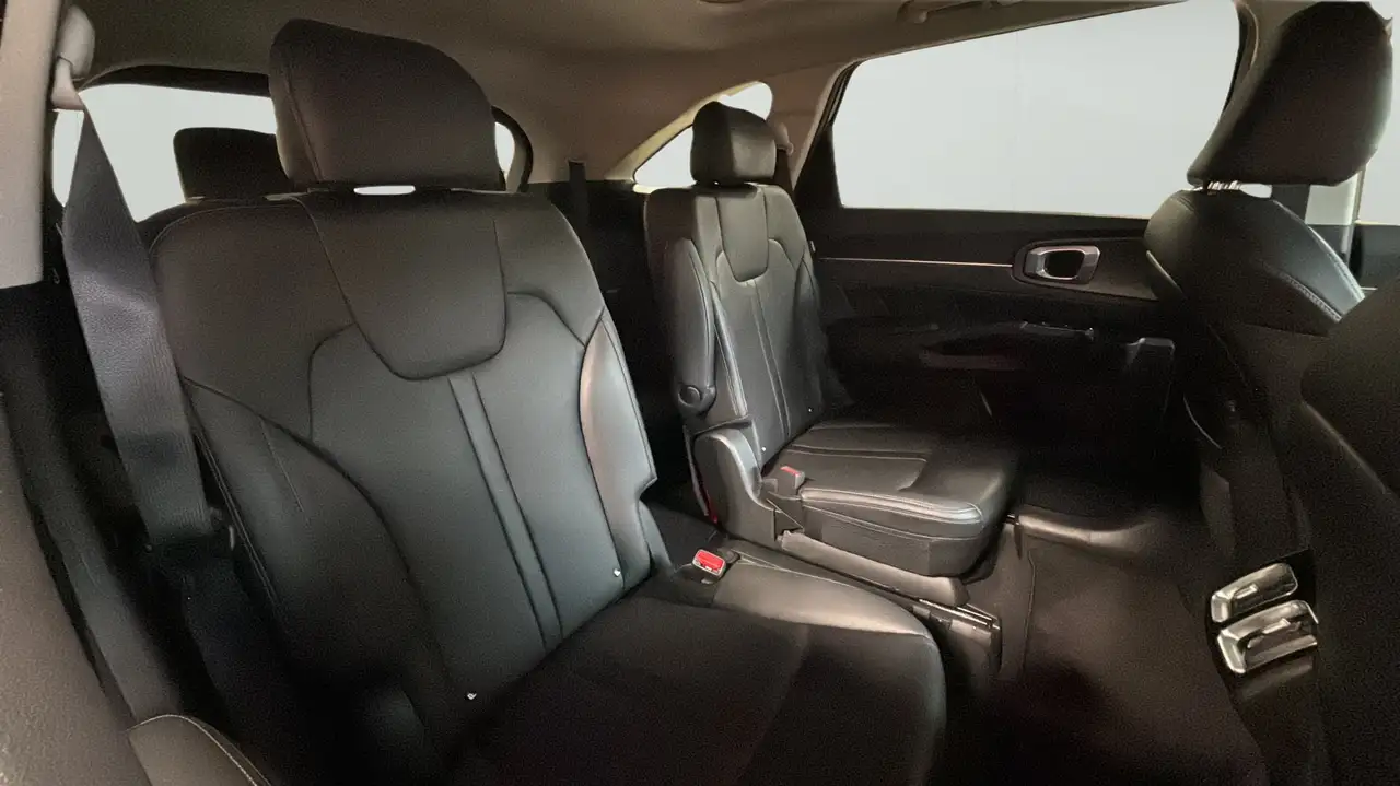Kia Sorento снимка Kia Sorento