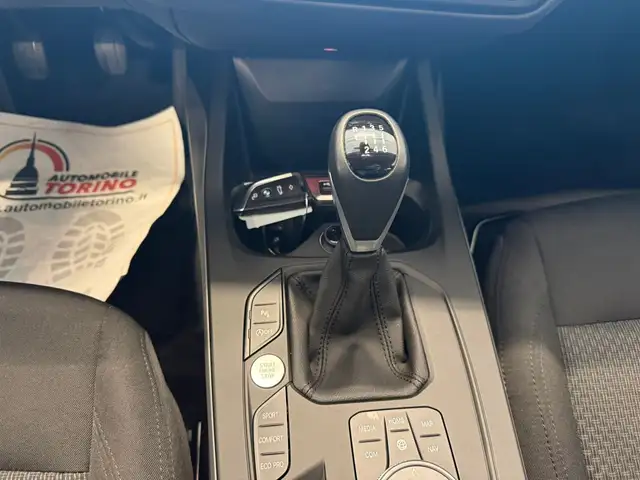 BMW 1 Series view 11