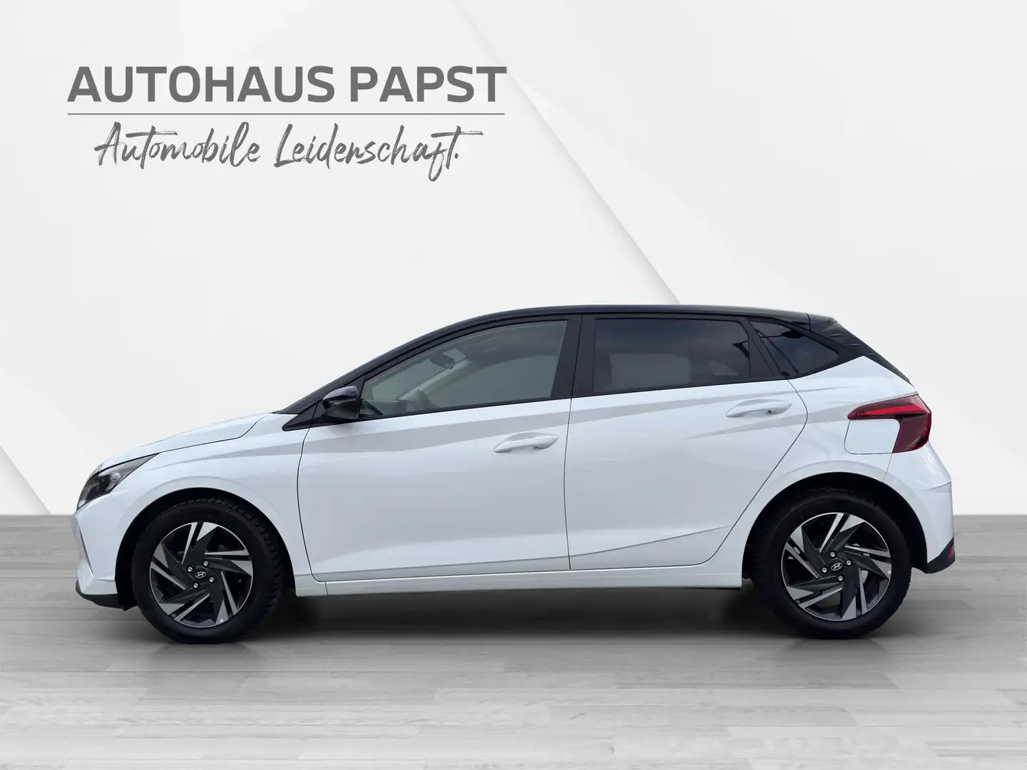 Hyundai i20 *** i-LINE PLUS *** noch ein 4 ZYLINDER MOTOR *** Bianco - 2