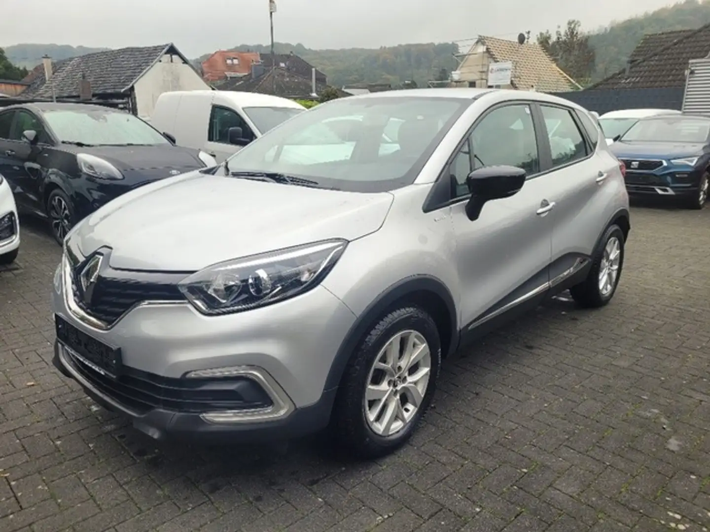 Renault Captur LIMITED  1.HAND Silber - 2