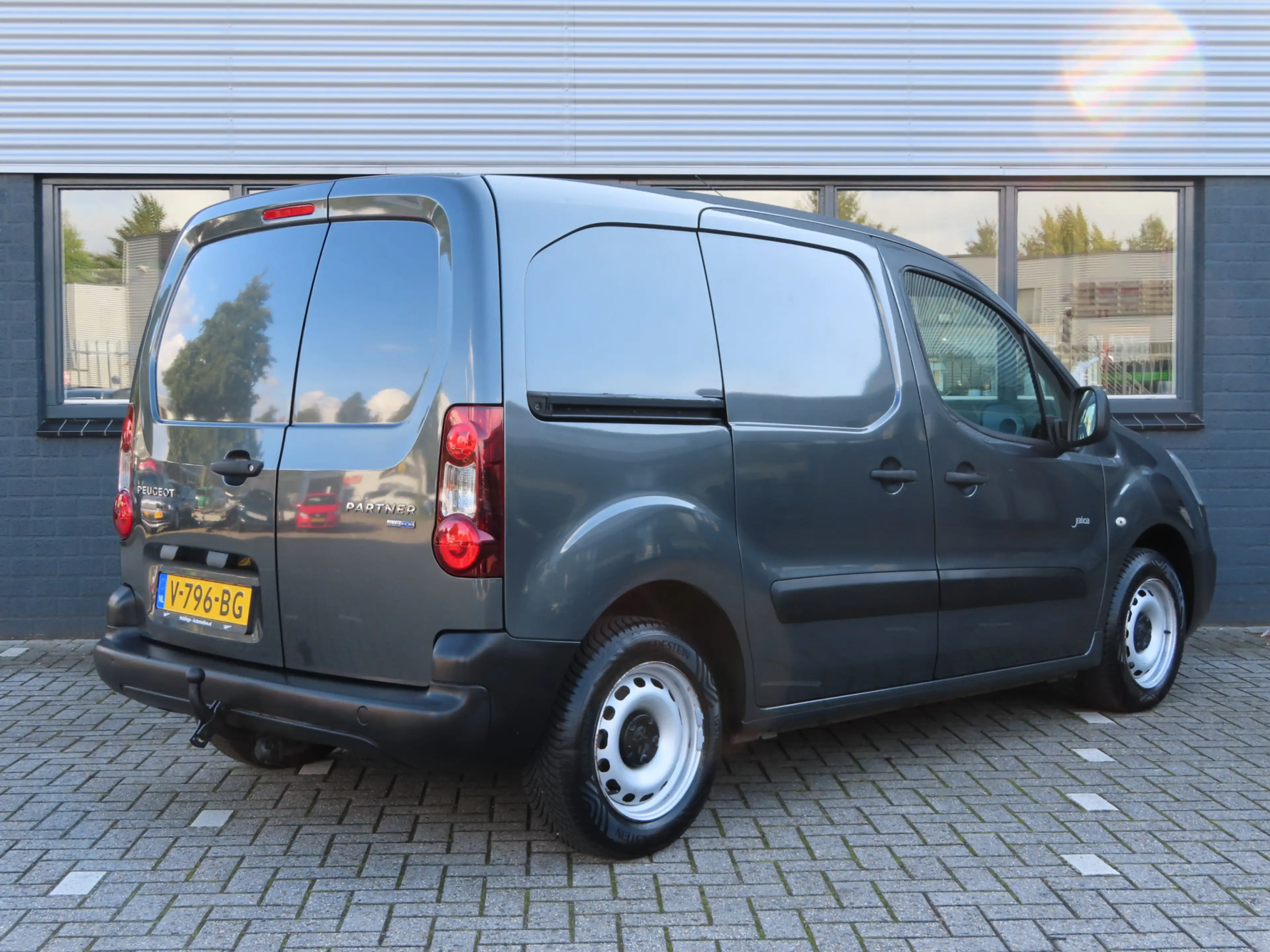 Peugeot Partner 120 1.6 BlueHDi 75 L1 XR | airco | schuifdeur | cr — photo 2