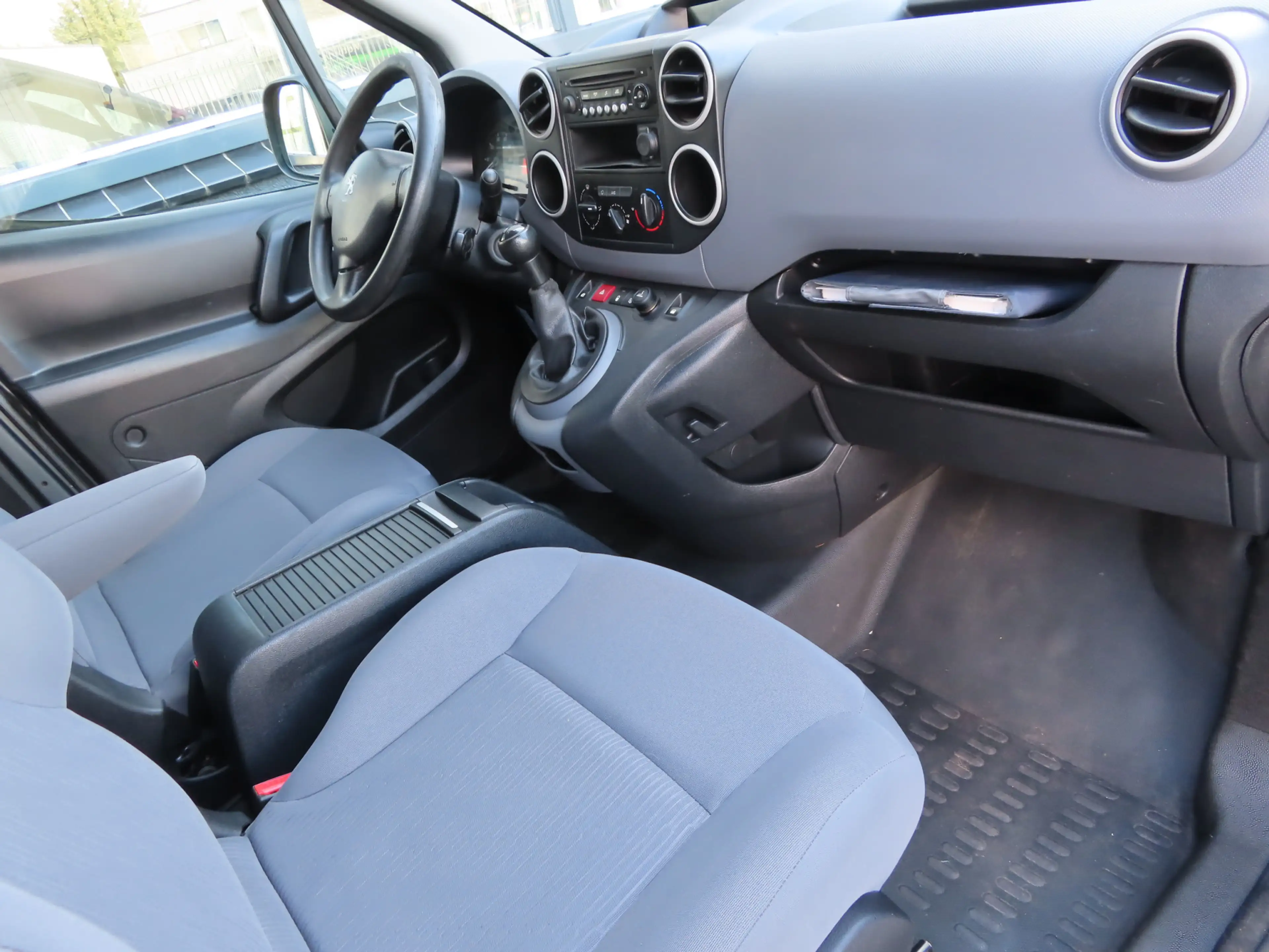 Peugeot Partner 120 1.6 BlueHDi 75 L1 XR | airco | schuifdeur | cr — photo 5