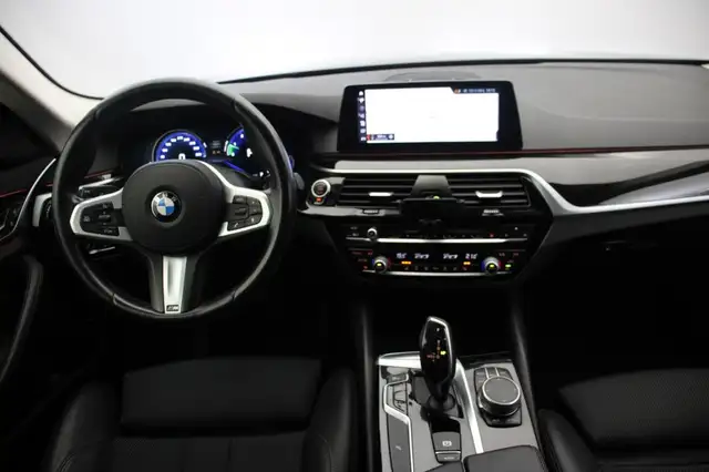 BMW 5 Series view 2