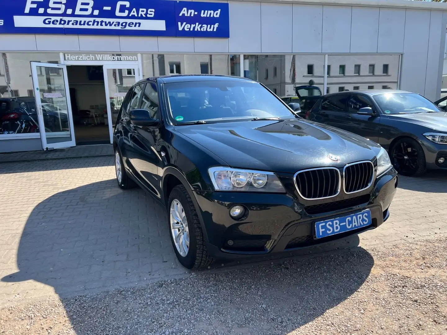 BMW X3 Baureihe X3 sDrive 18 d Schwarz - 2