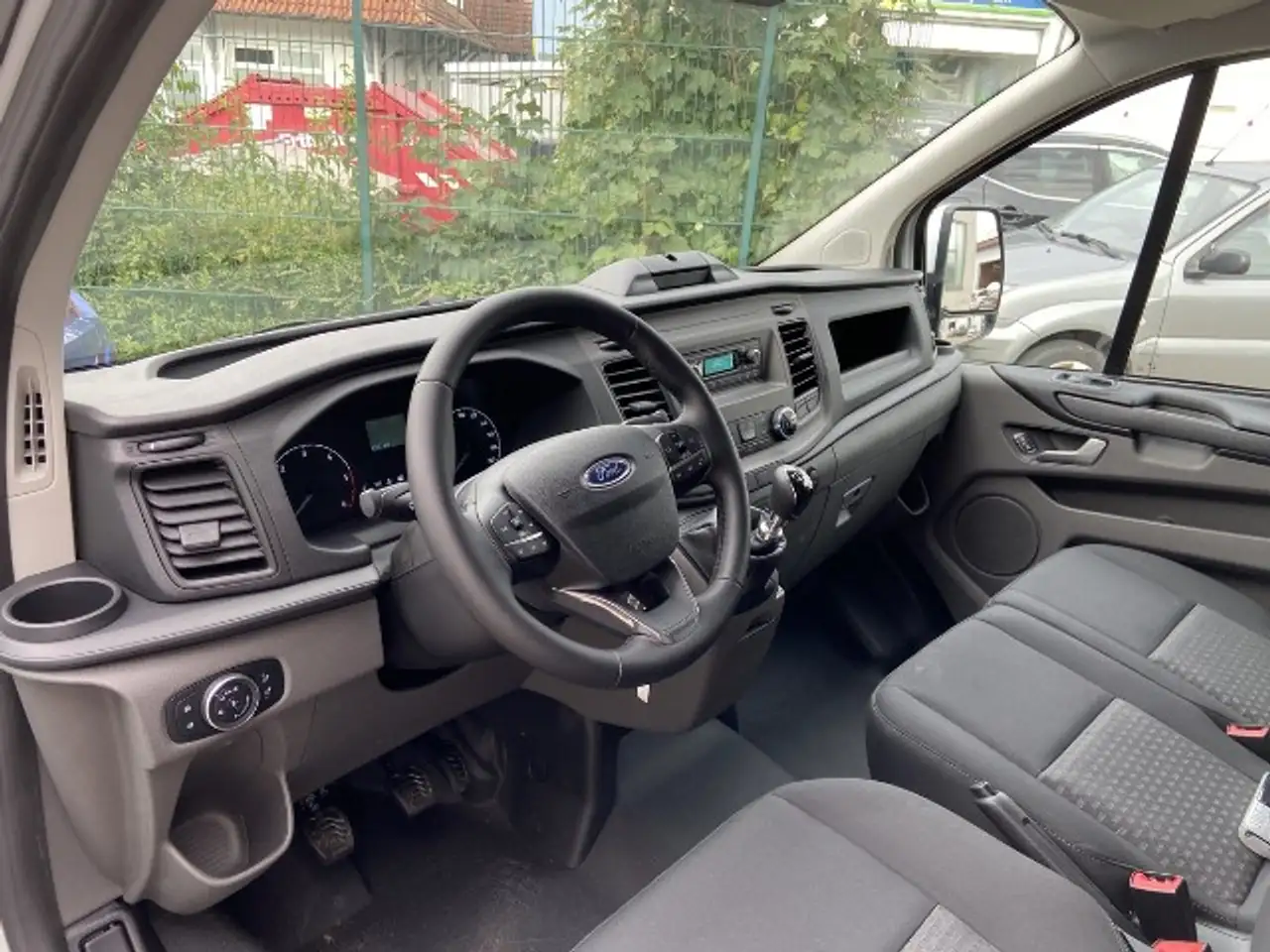 Ford Transit Custom 2.0 TDCi 300 L2 Trend — photo 5