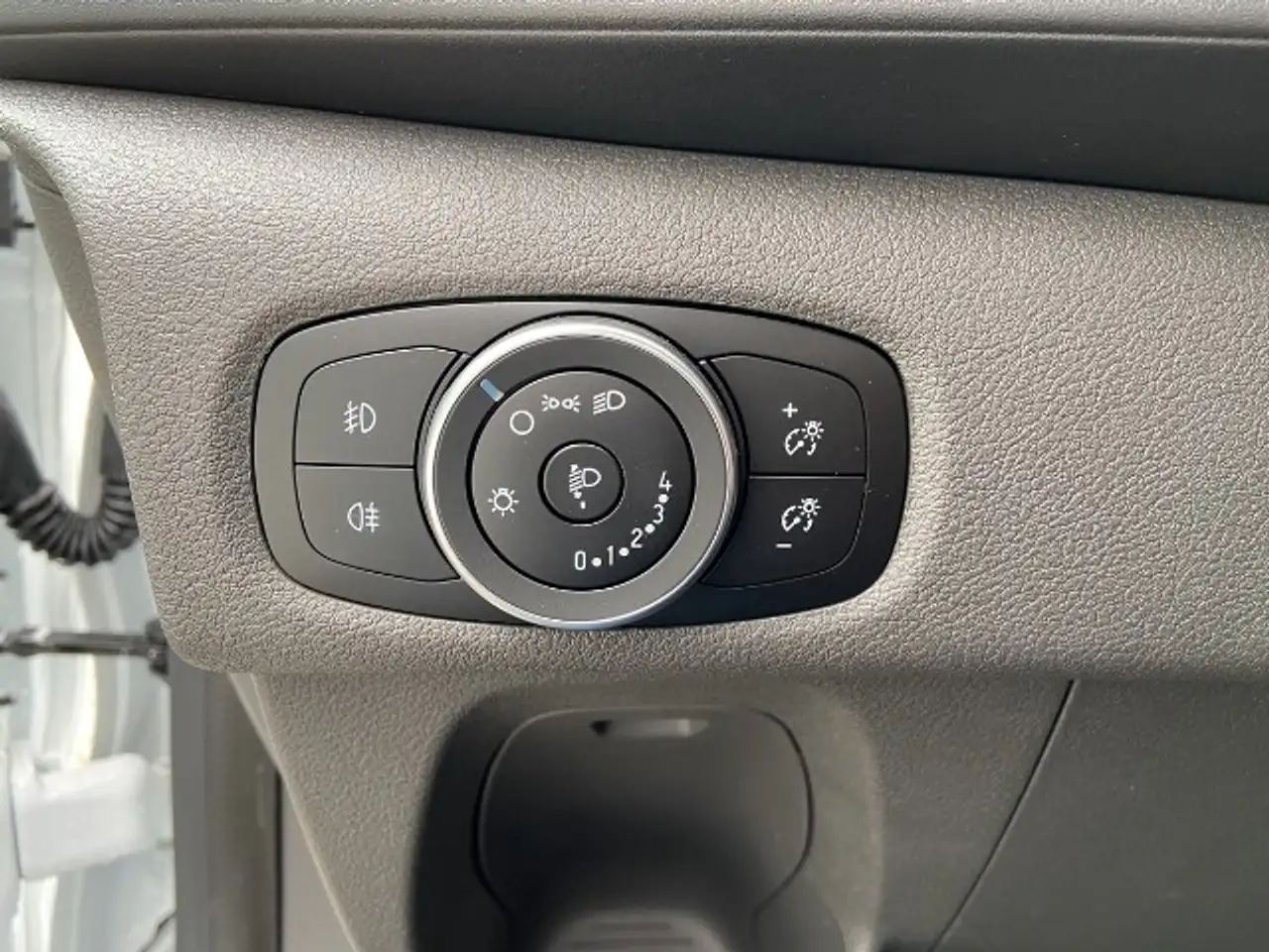 Ford Transit Custom 2.0 TDCi 300 L2 Trend — photo 8