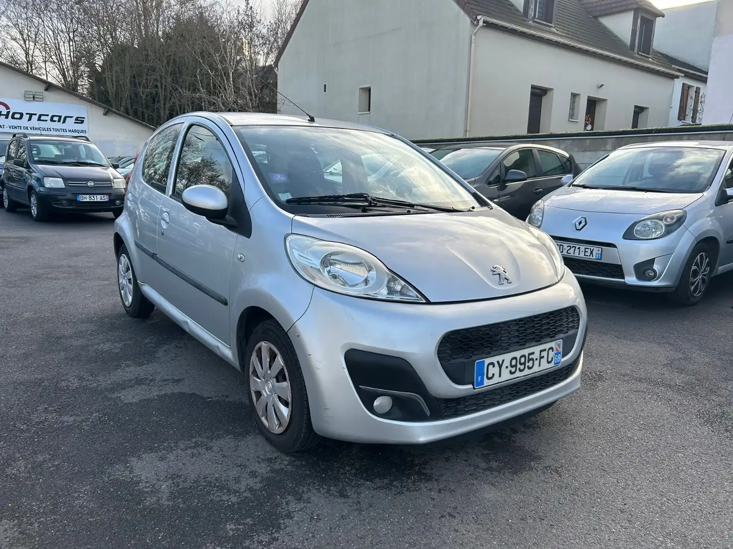 Peugeot 107 107 1.0e 12V 68ch BLUE LION Active Gris - 2