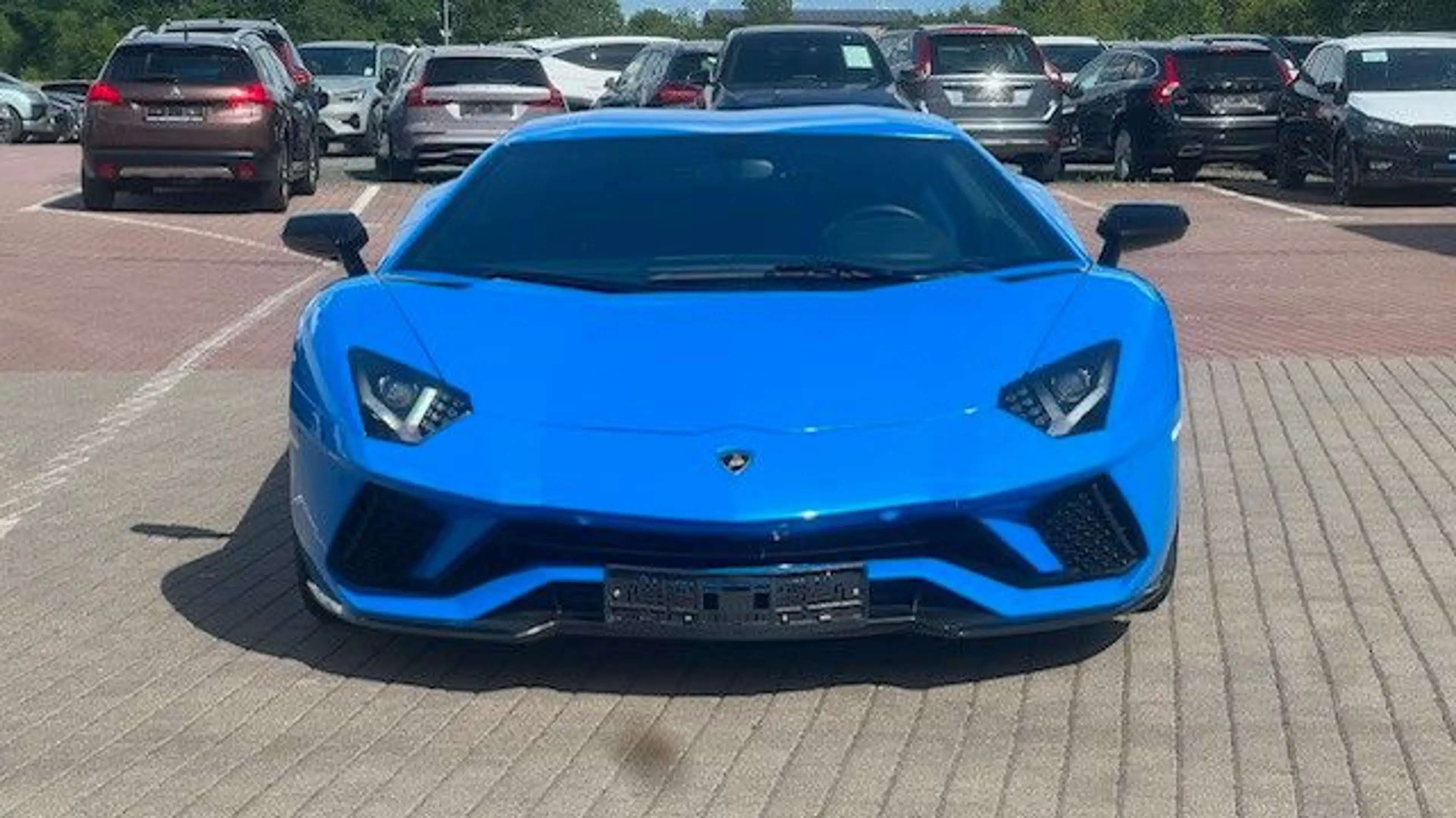Lamborghini Aventador S VOLL*Carbom*MIETKAUF — photo 7