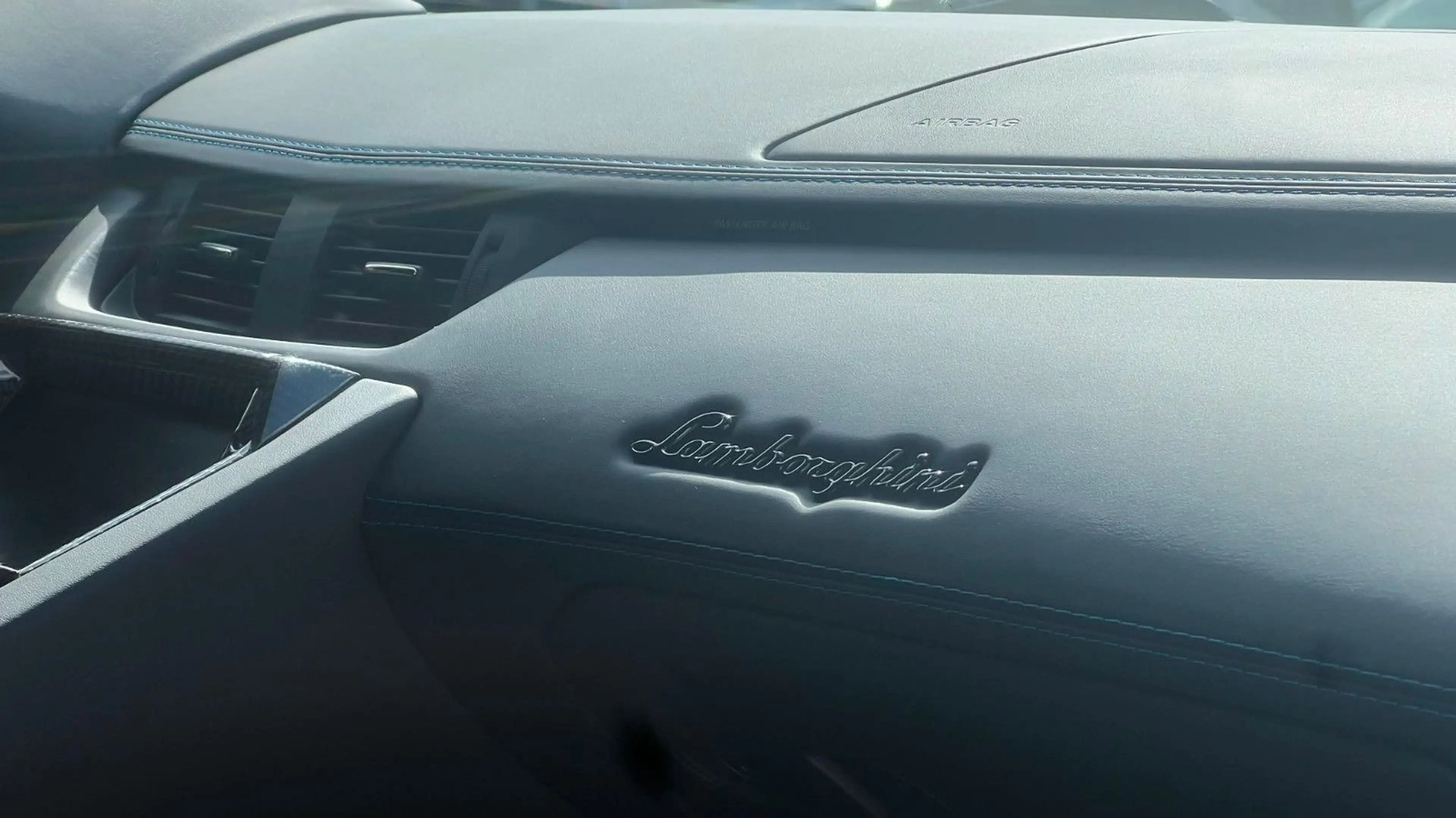Lamborghini Aventador S VOLL*Carbom*MIETKAUF — photo 9